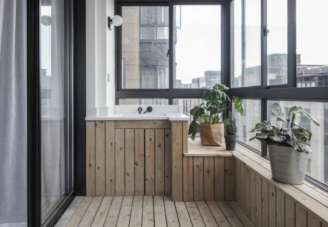 露天陽臺裝修需要注意的4個細節(jié)